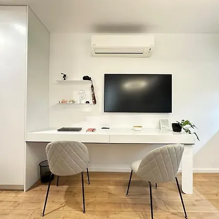 Elegant - Center * טיראנה