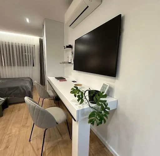 Elegant - Center דירה *